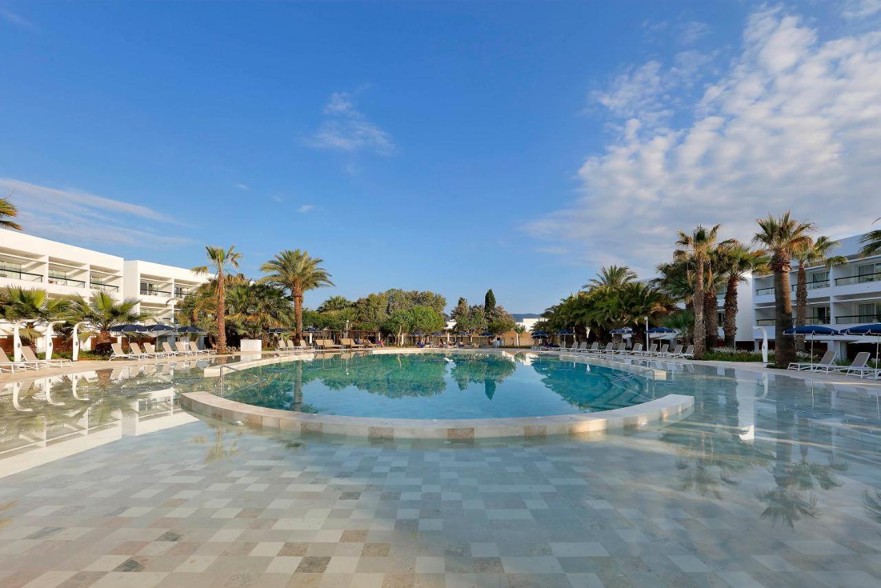 Grand Palladium Palace Ibiza Resort & Spa Playa d'en Bossa Exterior foto